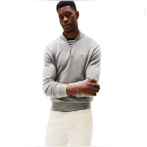 Tommy Hilfiger Men's Light Gray Zip-Up Sweater